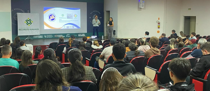 Núcleo de RH da ACIRNE lança projeto de formação para jovens e adolescentes em Rio Negrinho