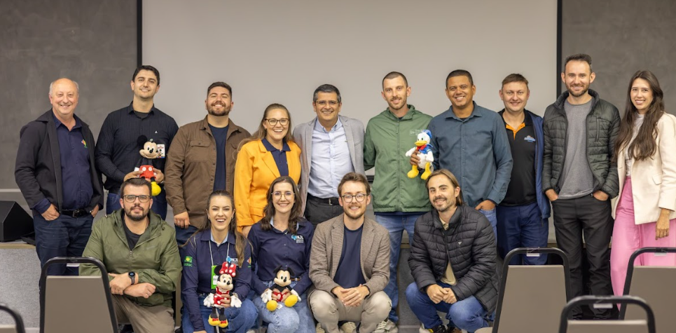 Palestra “Propósito Inspirando a Excelência” inspira líderes e equipes em Rio Negrinho